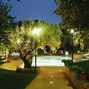 Отель Vecchia, Monte Porzio Catone